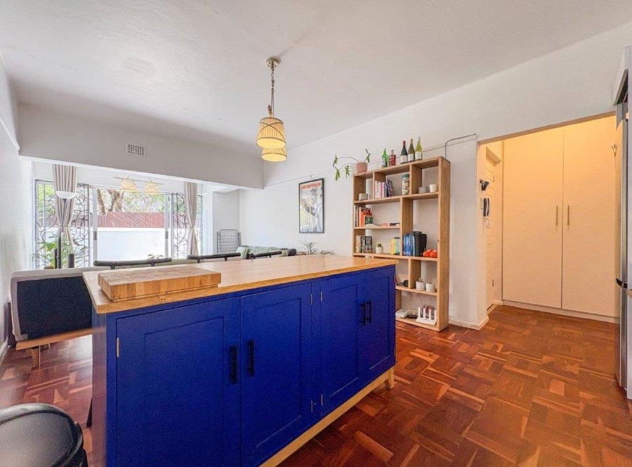 To Let 3 Bedroom Property for Rent in Vredehoek Western Cape